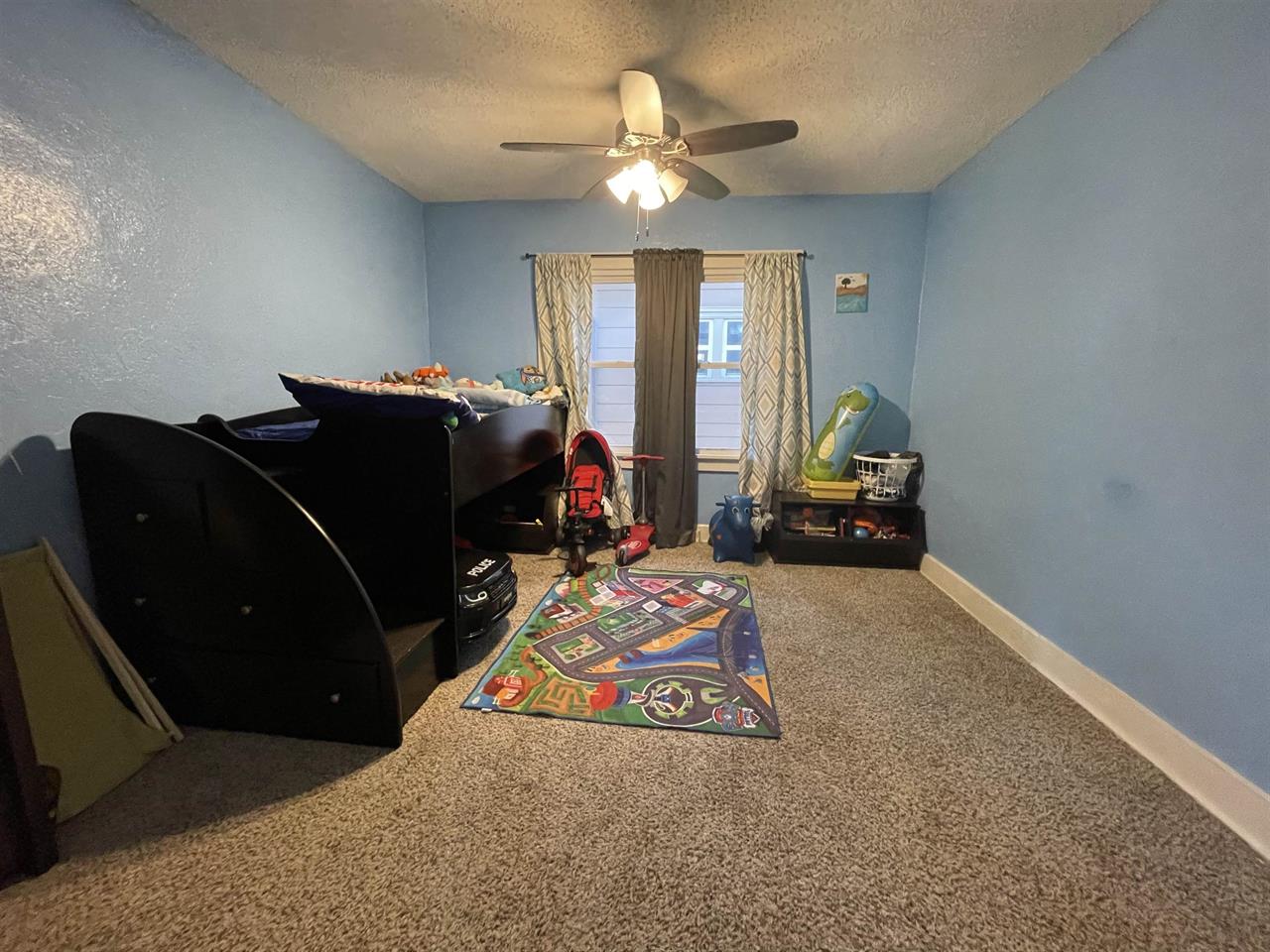 For Sale: 1007 N B St, Arkansas City KS